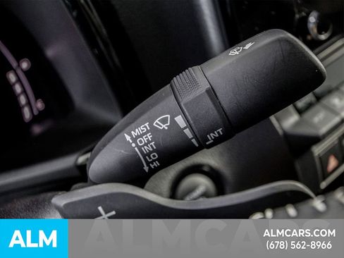 Used 2025 Toyota Camry SE image 55