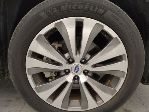 Used 2019 Subaru Ascent Touring w/ Popular Package #3 AWD/4WD image 31