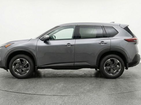 Used 2025 Nissan Rogue SV AWD/4WD image 5