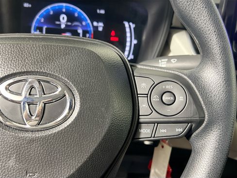 Used 2026 Toyota Corolla LE FWD image 19