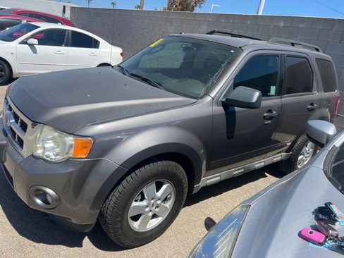 Used 2009 Ford Escape XLT FWD image 3