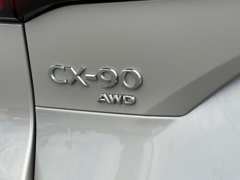 Used 2024 MAZDA CX-90 Plug-In Hybrid w/ Premium Pkg AWD/4WD image 31