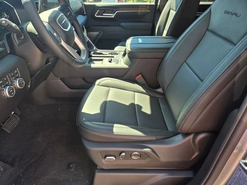 New 2026 GMC Sierra 2500 Denali w/ Technology Package AWD/4WD image 9
