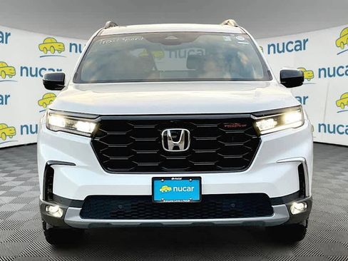 New 2025 Honda Pilot TrailSport image 2