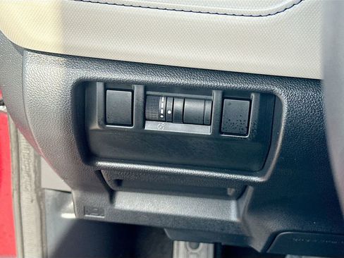 Certified 2025 Subaru Forester Premium w/ Convenience Package #1 AWD/4WD image 10