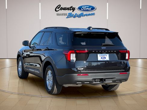 Used 2026 Ford Explorer Active RWD image 22