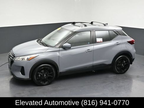 Used 2021 Nissan Kicks SV w/ Interior Electronics Package FWD image 23