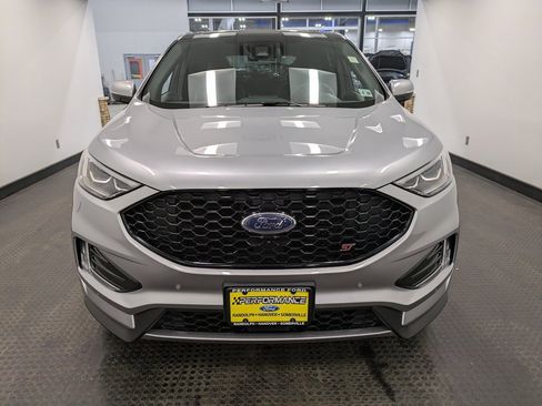 Used 2022 Ford Edge ST w/ Equipment Group 401A image 2