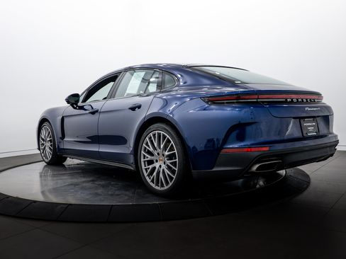 Certified 2026 Porsche Panamera 4 AWD/4WD image 3