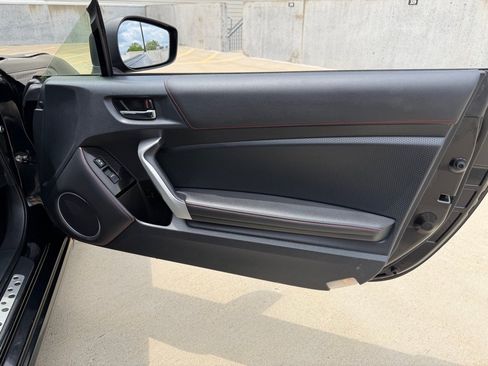 Used 2017 Subaru BRZ Limited RWD image 21