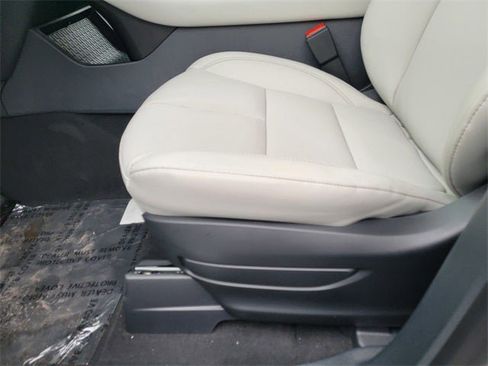 New 2026 Lincoln Aviator AWD image 18