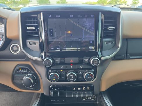 Used 2019 RAM 1500 Limited AWD/4WD image 17