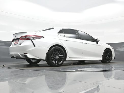 Used 2022 Toyota Camry XSE w/ Cold Weather Package FWD image 34