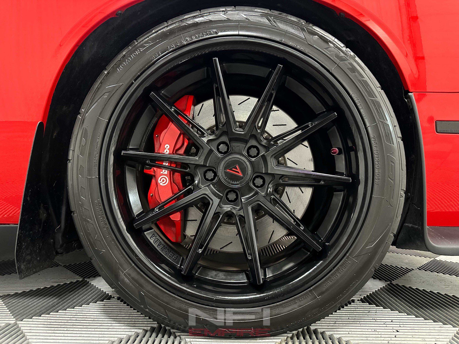 Used 2016 Dodge Challenger SRT Hellcat RWD image 16