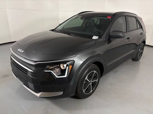 New 2026 Kia Niro LX FWD image 4