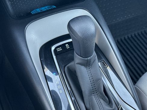 Certified 2021 Toyota Corolla LE w/ Carpet Mat Package (TMS) FWD image 20