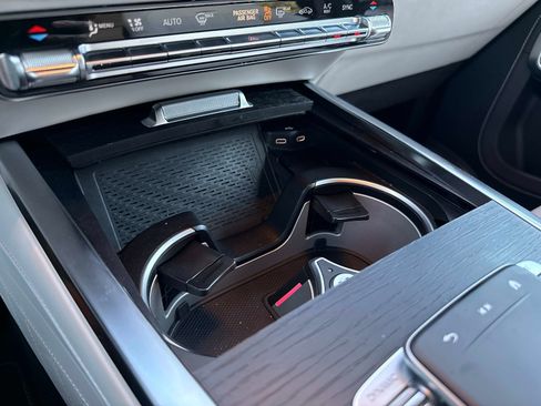 Certified 2025 Mercedes-Benz G 63 AMG 4MATIC image 29