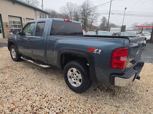 Used 2008 Chevrolet Silverado 1500 LT w/ Power Pack Plus AWD/4WD image 9