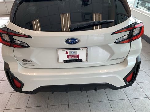 Certified 2025 Subaru Crosstrek 2.0i AWD/4WD image 13