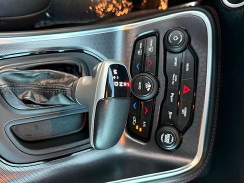 Used 2017 Dodge Challenger R/T Scat Pack w/ Leather Interior Group image 25