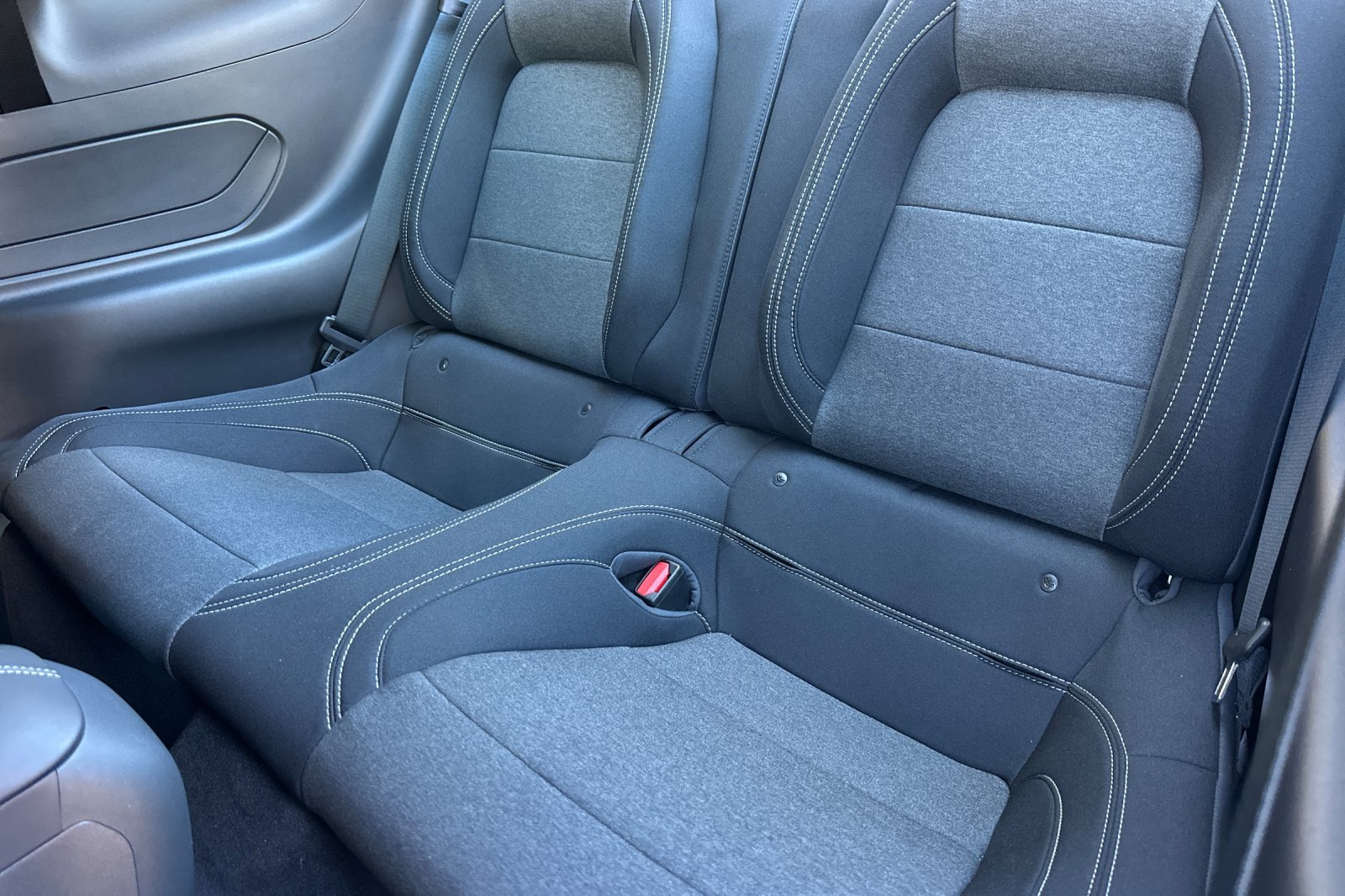 Used 2025 Ford Mustang Coupe RWD image 14