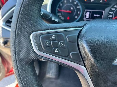 Used 2022 Chevrolet Malibu LT FWD image 39