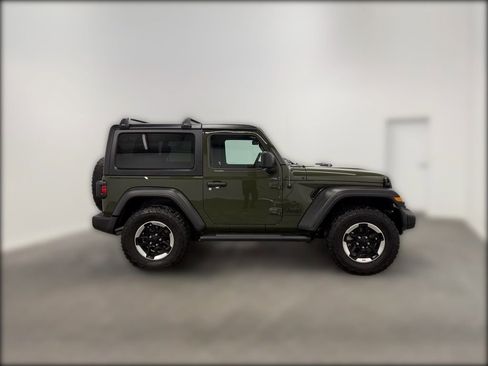 Used 2023 Jeep Wrangler Sport S image 3