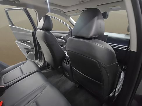 Certified 2025 Hyundai Tucson SEL AWD/4WD image 18