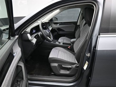 New 2026 Volkswagen Tiguan S image 9