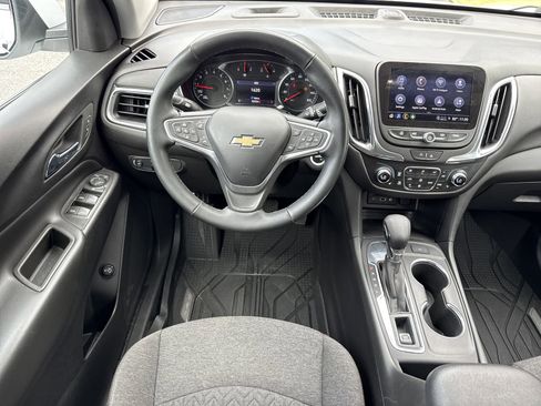 Used 2023 Chevrolet Equinox LT image 12