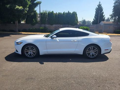Used 2017 Ford Mustang Premium RWD image 2