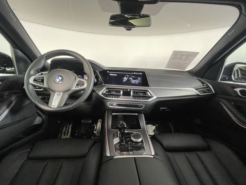 Used 2021 BMW X5 xDrive40i w/ M Sport Package image 17