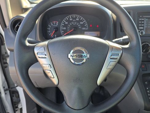 Used 2019 Nissan NV200 SV w/ Navigation Package FWD image 15