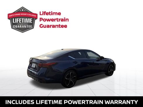 Certified 2023 Nissan Altima 2.5 SR w/ SR Premium Package FWD image 7