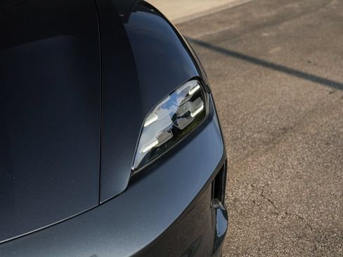 Certified 2025 Porsche Taycan 4S AWD/4WD image 7