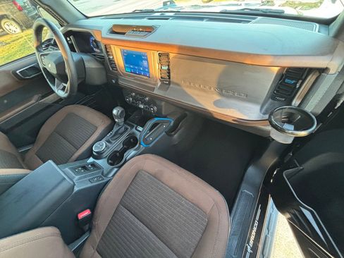 Used 2023 Ford Bronco Outer Banks image 30