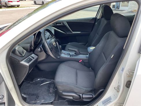 Used 2012 MAZDA MAZDA3 i Sport FWD image 13