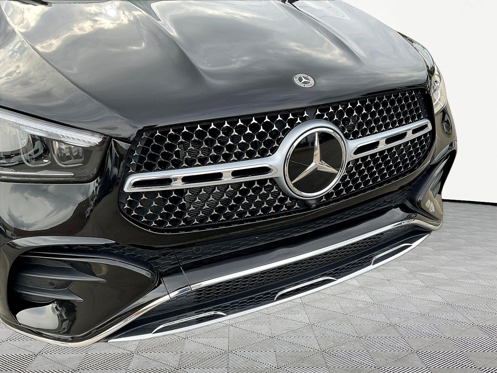 Certified 2024 Mercedes-Benz GLE 450 4MATIC image 33