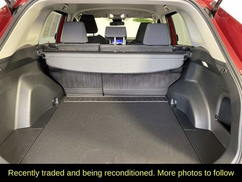 Used 2025 Toyota RAV4 LE AWD/4WD image 8