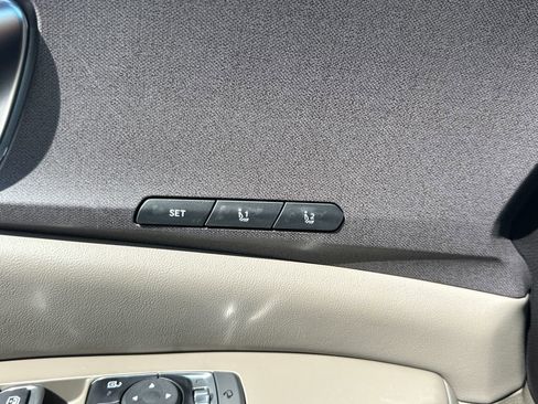 New 2026 Kia Carnival EX FWD image 12