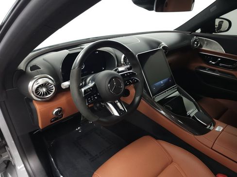 Used 2022 Mercedes-Benz SL 55 AMG 4MATIC image 10