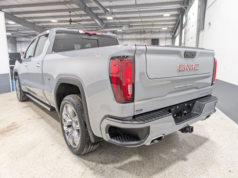 Used 2025 GMC Sierra 1500 Denali w/ Denali Reserve Package image 5