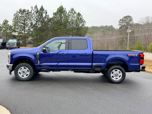 New 2026 Ford F250 XLT w/ XLT Premium Package AWD/4WD image 5