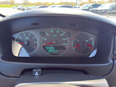Used 2012 Chevrolet Impala LTZ FWD image 16