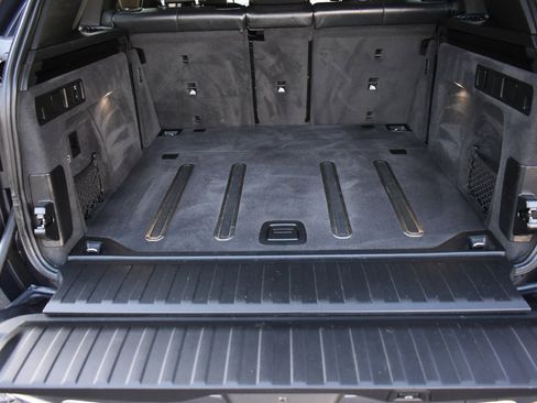 Used 2019 BMW X5 xDrive50i w/ Parking Assistance Package image 48