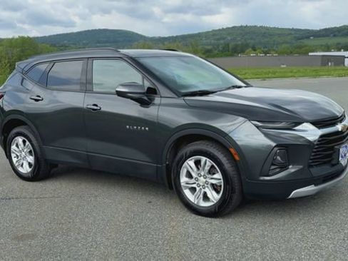 Used 2020 Chevrolet Blazer LT AWD/4WD image 2