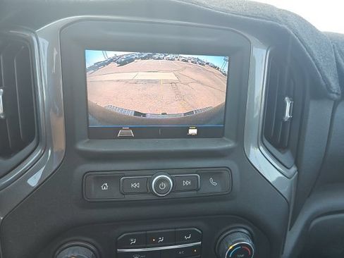 Used 2020 Chevrolet Silverado 2500 Custom w/ Custom Value Package AWD/4WD image 18