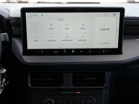 New 2026 Ford Maverick XL FWD image 11