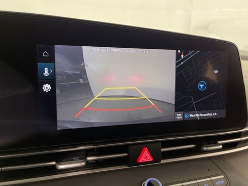 Used 2023 Hyundai Elantra SEL w/ Convenience Package image 24