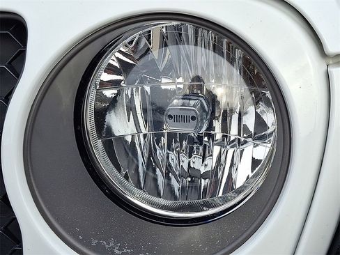 Used 2022 Jeep Gladiator Rubicon image 29